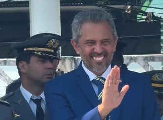 elmano-de-freitas-participa-do-desfile-civico-militar-de-7-de-setembro-em-fortaleza