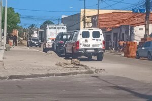 ataque-a-tiros-contra-grupo-que-bebia-em-calcada-deixa-um-morto-e-tres-feridos-em-fortaleza