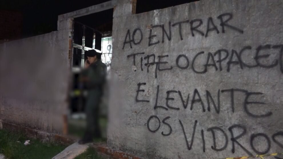pai-e-morto-a-tiros-e-mae-e-filho-sao-baleados-em-casa-durante-churrasco,-em-maracanau/ce