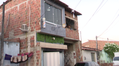 ataque-a-tiros-em-barbearia-deixa-dois-feridos-graves-em-maracanau