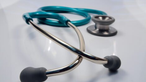 agente-de-seguranca-do-crato-e-acusado-de-receber-salario-enquanto-cursa-medicina-no-paraguai