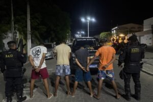 fortaleza-registra-segundo-dia-de-queima-de-fogos,-e-policia-militar-realiza-novas-prisoes