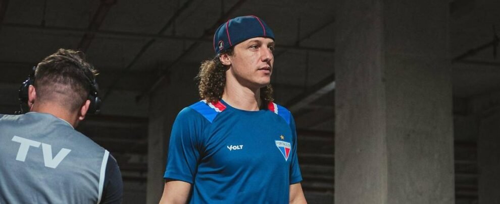 policia-civil-apreende-celular-de-mulher-que-fez-denuncia-contra-david-luiz,-no-ceara;-entenda