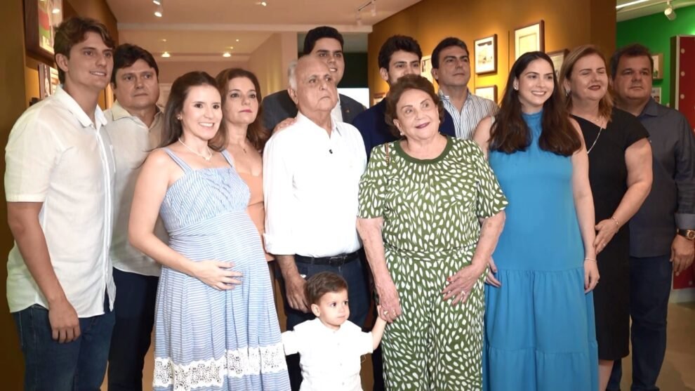 casa-roberto-pessoa-e-inaugurada-em-fortaleza,-com-exposicao-sobre-a-trajetoria-do-politico