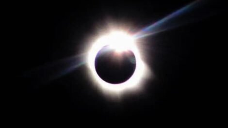 eclipse-solar-de-setembro:-veja-data,-horario-e-como-assistir-ao-vivo
