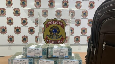 policia-federal-apreende-r$-500-mil-em-especie-durante-abordagem-em-juazeiro-do-norte