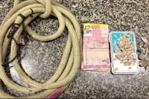 policia-militar-resgata-jovem-amarrado-que-estava-prestes-a-ser-executado,-em-maracanau/ce
