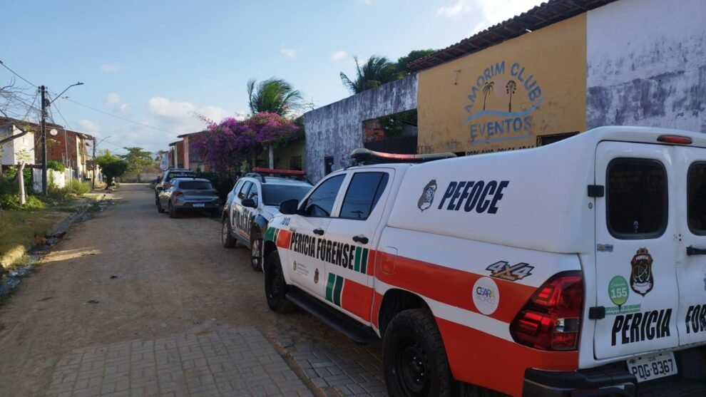 idoso-e-morto-a-tiros-dentro-de-antigo-clube-desativado-no-municipio-de-caucaia