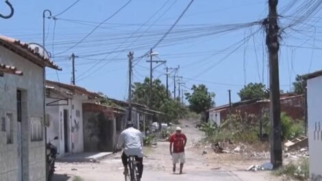 comunidade-do-jangurussu,-em-fortaleza,-tenta-retomar-a-normalidade-apos-operacao-para-combater-faccoes