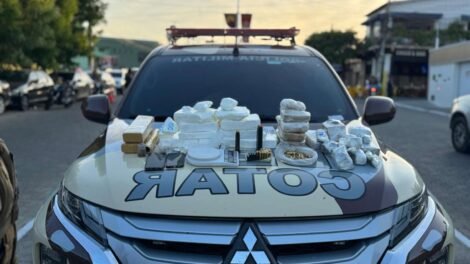 policia-apreende-quase-20-quilos-de-droga-em-caninde