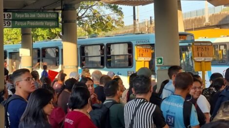 mais-de-20-linhas-sao-suspensas-por-empresas-de-onibus,-em-fortaleza,-a-partir-desta-segunda-(29)