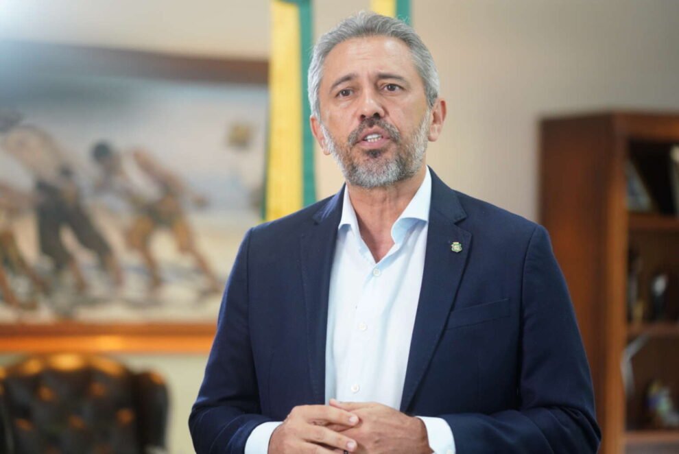 elmano-cobra-acao-do-governo-do-brasil-apos-interceptacao-de-barco-com-luizianne-lins-por-israel