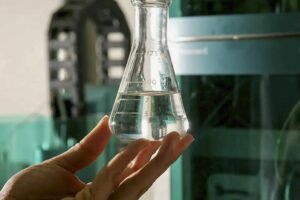 intoxicacao-por-metanol-preocupa-autoridades-de-saude;-ceara-ainda-nao-registra-casos