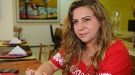 luizianne-lins-passa-por-audiencia-judicial-em-israel-e-pode-ser-deportada