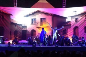 espetaculo-com-mais-de-300-atores-emociona-publico-em-caninde,-na-festa-de-sao-francisco