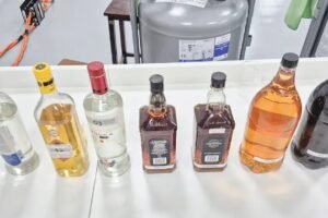 ceara-investiga-cinco-casos-suspeitos-de-intoxicacao-por-metanol,-informa-sesa