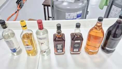 ceara-investiga-cinco-casos-suspeitos-de-intoxicacao-por-metanol,-informa-sesa