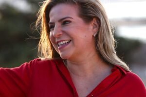 luizianne-lins-e-outros-12-brasileiros-serao-deportados-por-israel-nesta-terca-feira-(7)