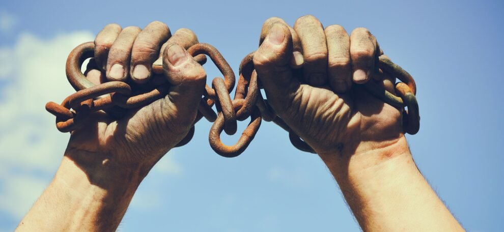 ministerio-atualiza-“lista-suja”-do-trabalho-analogo-a-escravidao,-com-16-empregadores-do-ceara