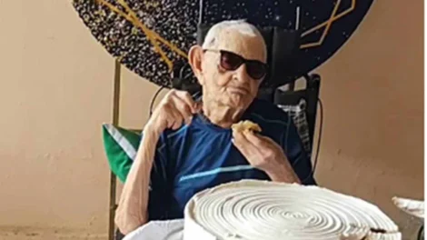 cearense-reconhecido-como-o-homem-mais-velho-do-mundo-faz-aniversario-de-113-anos 
