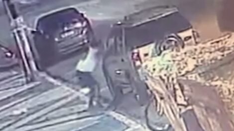 criminoso-quebra-vidro-de-carro-e-furta-saxofone-e-equipamentos-na-area-nobre-de-fortaleza
