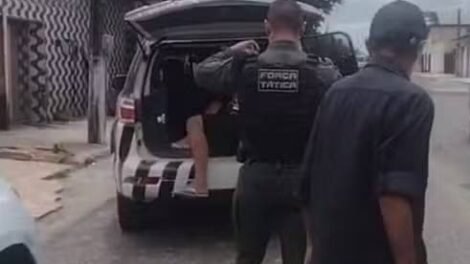 criminosos-invadem-casa-e-fazem-familia-com-tres-pessoas-refens-em-maracanau,-no-ceara