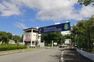 uece-aplica-primeira-fase-do-vestibular-2026.1-neste-domingo-(12)-para-quase-45-mil-candidatos