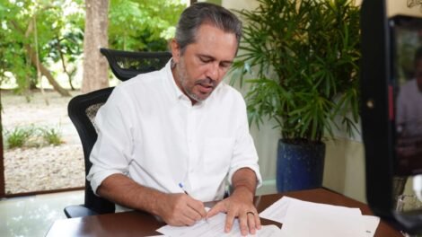 elmano-antecipa-feriado-do-dia-do-servidor-publico-para-27-de-outubro,-segunda-feira