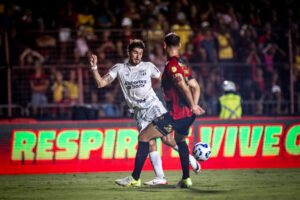 ceara-abre-placar-contra-o-sport,-mas-leva-empate-logo-em-seguida-na-ilha-do-retiro