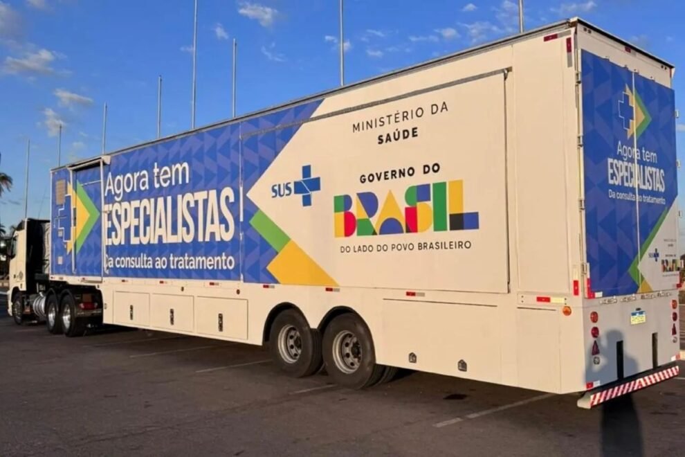 russas-e-juazeiro-do-norte,-no-ceara,-iniciam-atendimentos-de-carretas-da-saude-da-mulher