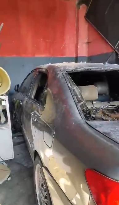 carro-e-incendiado-e-moradores-expulsos-por-faccao-em-fortaleza