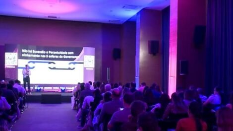 3a-edicao-do-forum-cearense-de-familias-empresarias-promove-troca-de-experiencias-entre-geracoes