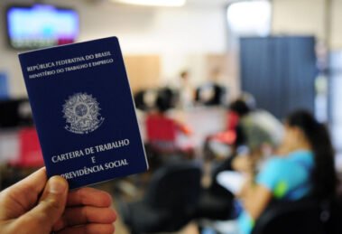 sine-de-fortaleza-oferece-mais-de-2-mil-vagas-de-emprego-na-semana-de-20-a-24-de-outubro