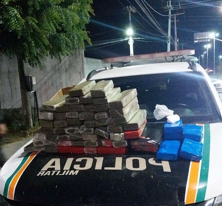 policia-militar-apreende-quase-58-kg-de-drogas-em-operacao-conjunta-com-a-prf-em-jucas