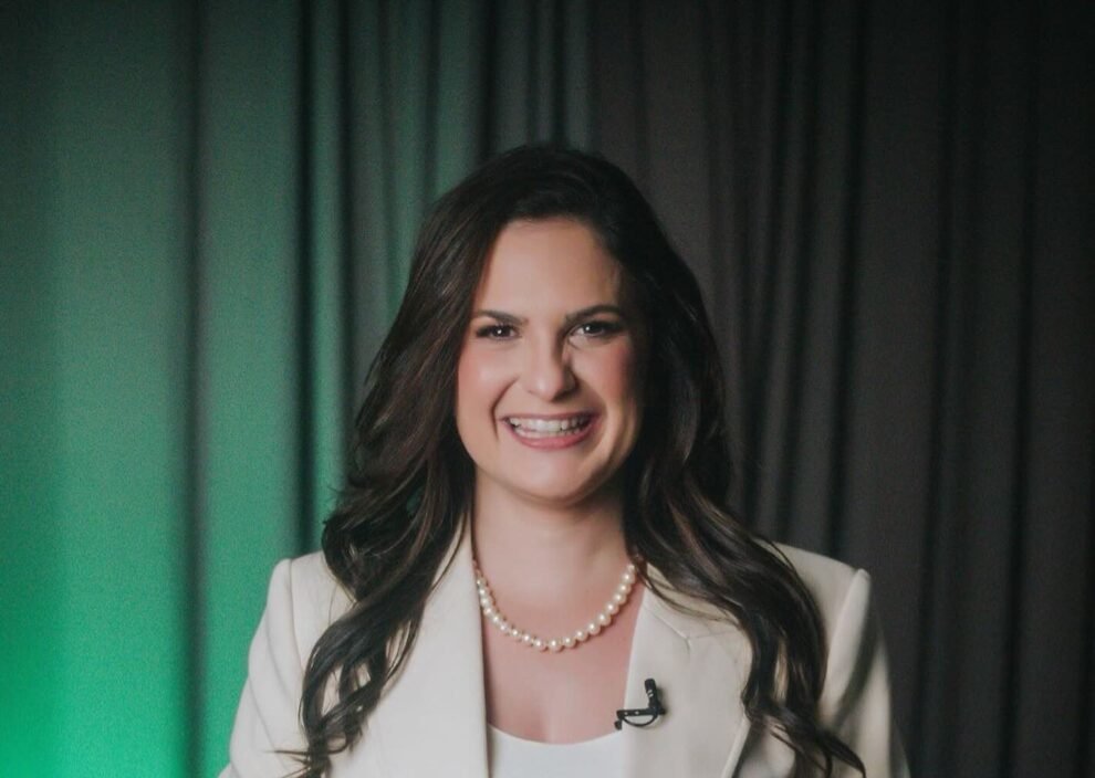 elmano-anuncia-que-samia-farias-segue-como-defensora-publica-geral-do-ceara
