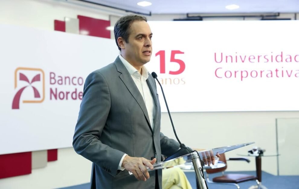 paulo-camara-deixa-presidencia-do-bnb;-wanger-alencar-assume-de-forma-interina