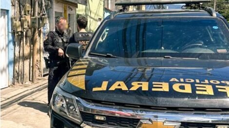 operacao-da-pf-prende-no-rio-criminoso-que-teria-desviado-dinheiro-de-escola-do-crato/ce