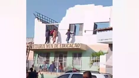 desabamento-na-secretaria-de-educacao-de-chaval/ce-deixou-31-pessoas-feridas