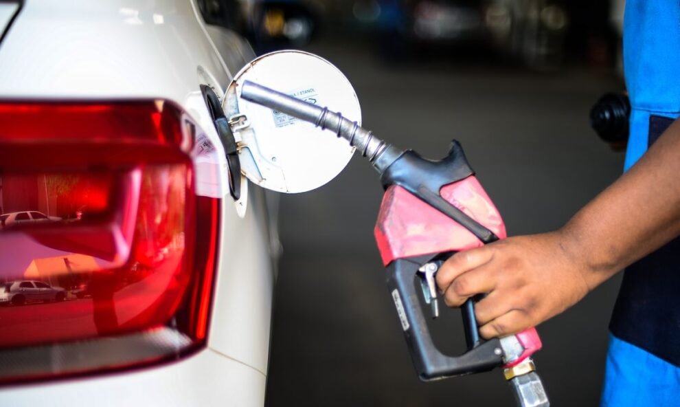 gasolina-segue-cara:-postos-de-fortaleza-ignoram-reducao-anunciada-pela-petrobras