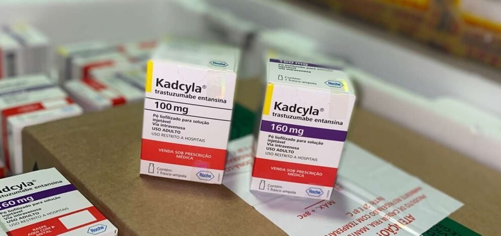 ceara-recebe-primeiro-lote-de-medicamento-para-tratamento-do-cancer-de-mama-no-sus