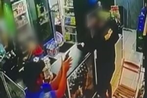 funcionario-e-morto-com-tiro-na-cabeca-enquanto-trabalhava-em-comercio-de-fortaleza