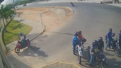 tres-mototaxistas-sao-assaltados-por-falsos-passageiros-em-itapipoca,-no-ceara