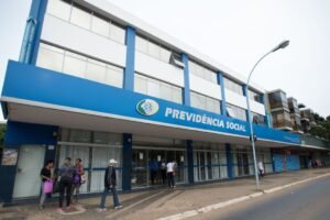 inss-convoca-4-milhoes-de-beneficiarios-para-realizar-prova-de-vida-e-alerta-sobre-risco-de-bloqueio-de-pagamentos