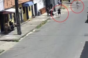 homem-e-preso-apos-perseguir-e-ameacar-mulher-com-arma-em-rua-de-fortaleza