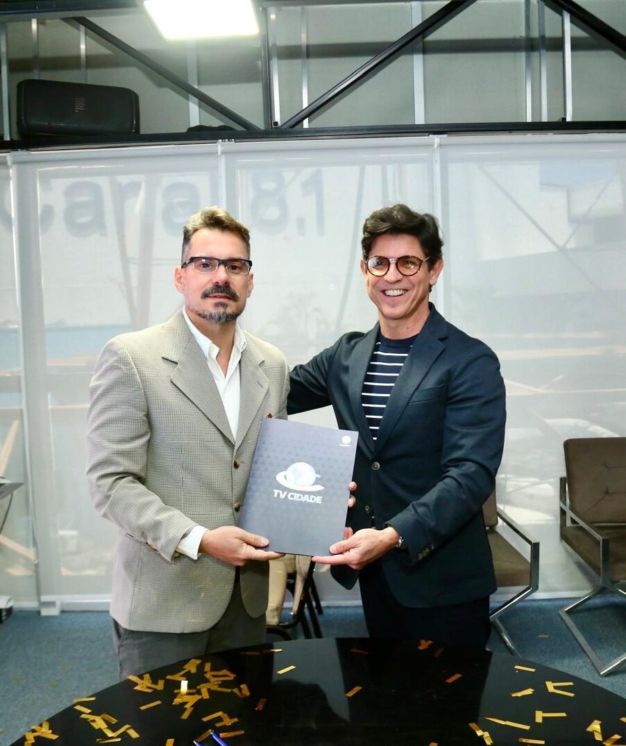 tv-cidade-fortaleza-e-record-renovam-parceria-de-sucesso