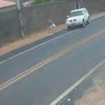 idosa-de-71-anos-morre-atropelada-por-carro-desgovernado-em-cascavel,-no-ceara