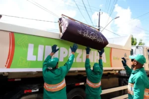caminhao-limpezinha-realiza-coleta-de-materiais-volumosos-em-bairros-de-fortaleza-entre-3-e-8-de-novembro