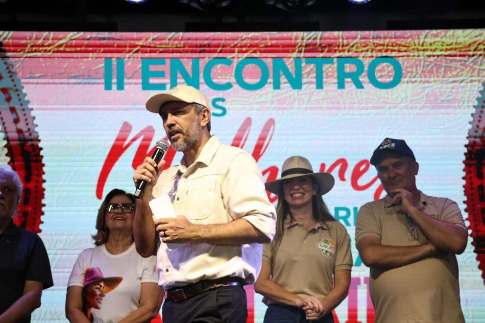 governo-do-ceara-anuncia-estudos-para-implantacao-de-10-mil-hectares-de-perimetros-irrigados-no-cariri