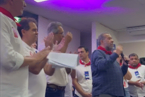 carlos-lupi-reafirma-compromisso-do-pdt-com-democracia-e-causas-populares-no-ceara