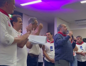 carlos-lupi-reafirma-compromisso-do-pdt-com-democracia-e-causas-populares-no-ceara